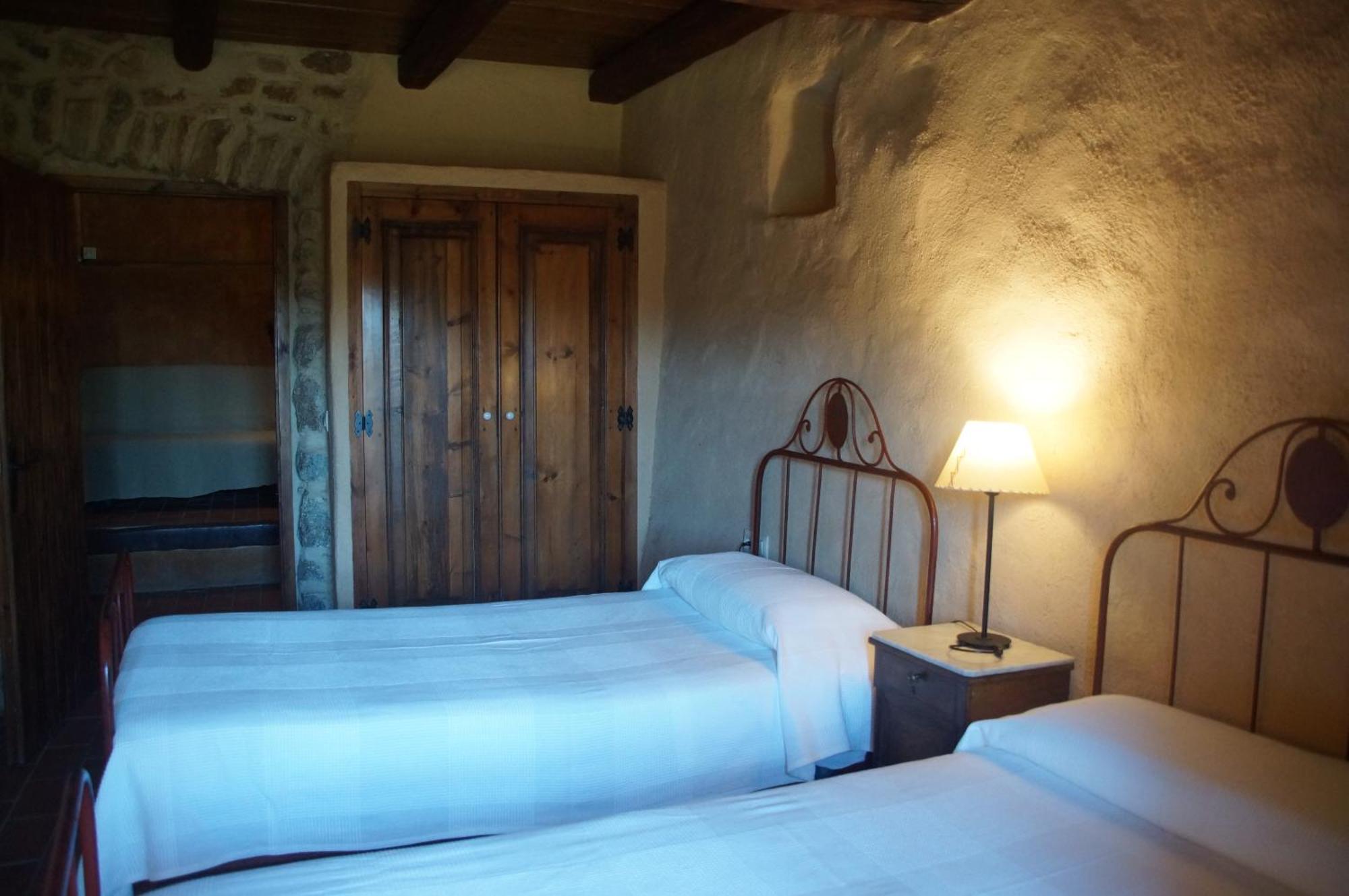 Mas Roquet Guest House Macanet De Cabrenys Ngoại thất bức ảnh